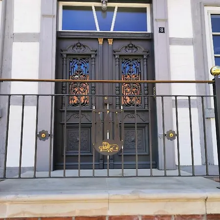 Trapp Country house *